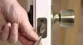 City Locksmith Store Providence, RI 401-424-9525 City Locksmith Store Providence, RI 401-424-9525 - 16-Emergency-Locksmith-Opening
