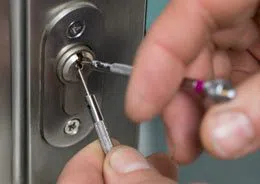 City Locksmith Store Providence, RI 401-424-9525 - 4-Professional-Locksmith